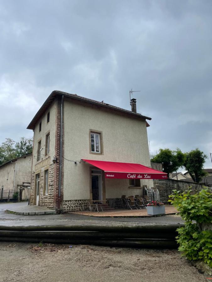 Cafe Du Lac Manthes Exterior foto